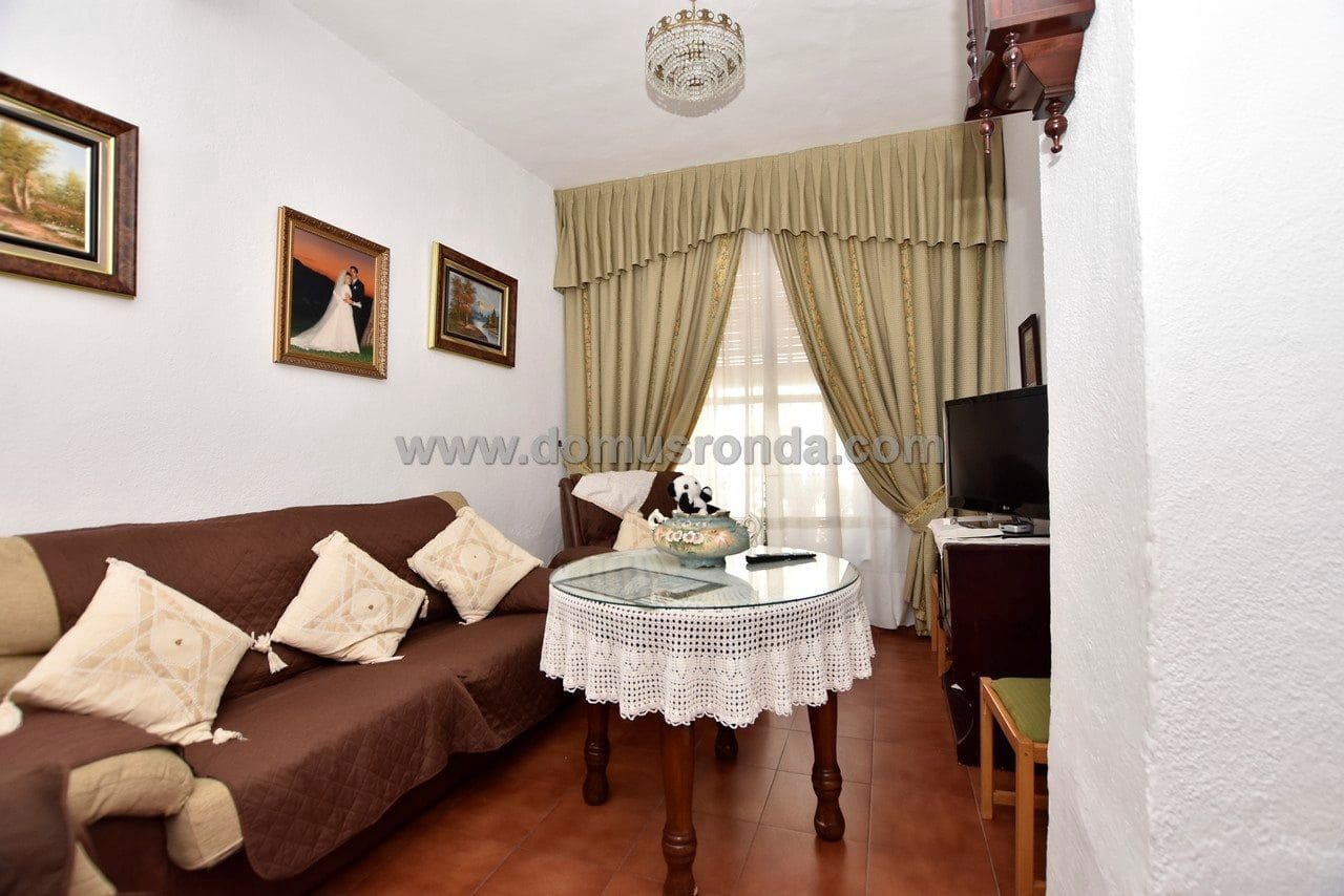10 bedroom Villa for sale in Ronda - € 380,000 (Ref: 6240870)