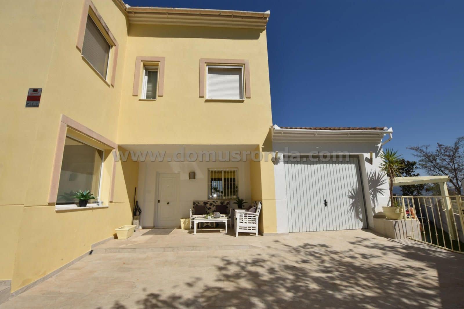 5 soverom Villa til salgs i Ronda med svømmebasseng garasje - € 530 000 (Ref: 6240871)