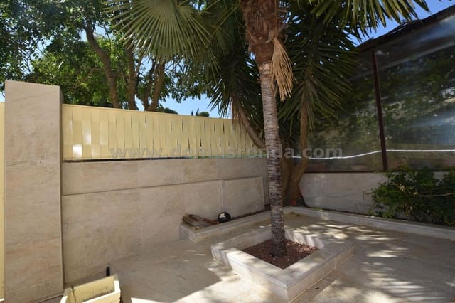 5 soverom Villa til salgs i Ronda med svømmebasseng garasje - € 530 000 (Ref: 6240871)