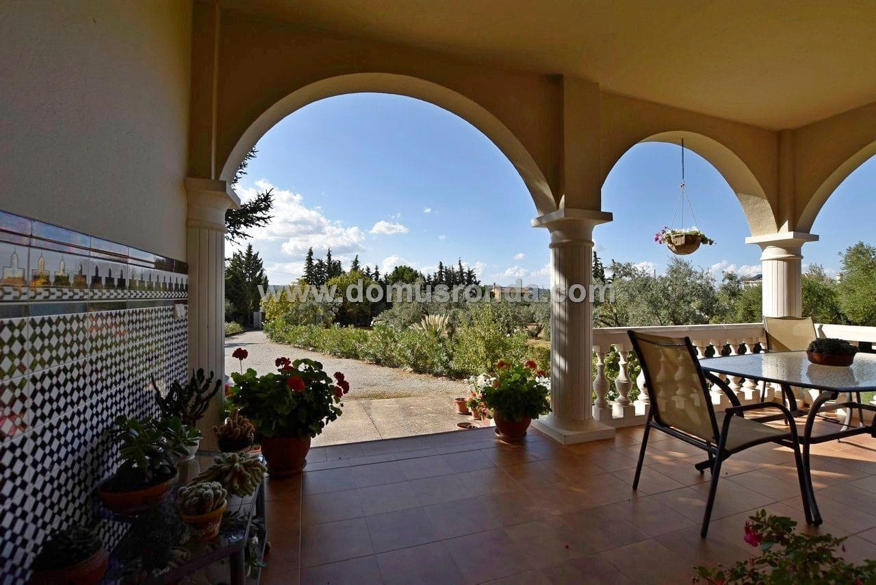 5 soveværelse Villa til salg i Ronda med swimmingpool - € 450.000 (Ref: 6249124)