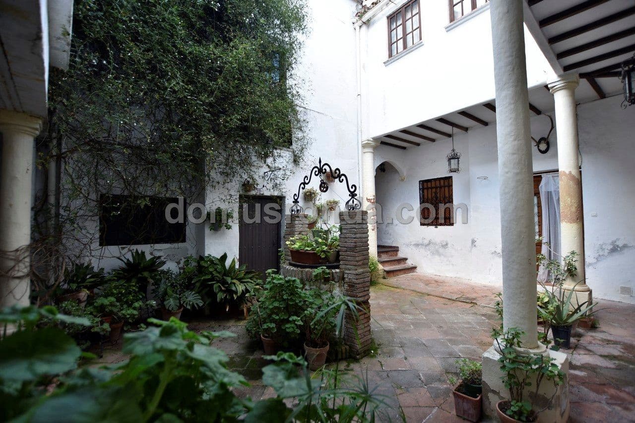 Chalet de 12 habitaciones en Ronda en venta - 870.000 € (Ref: 6466777)