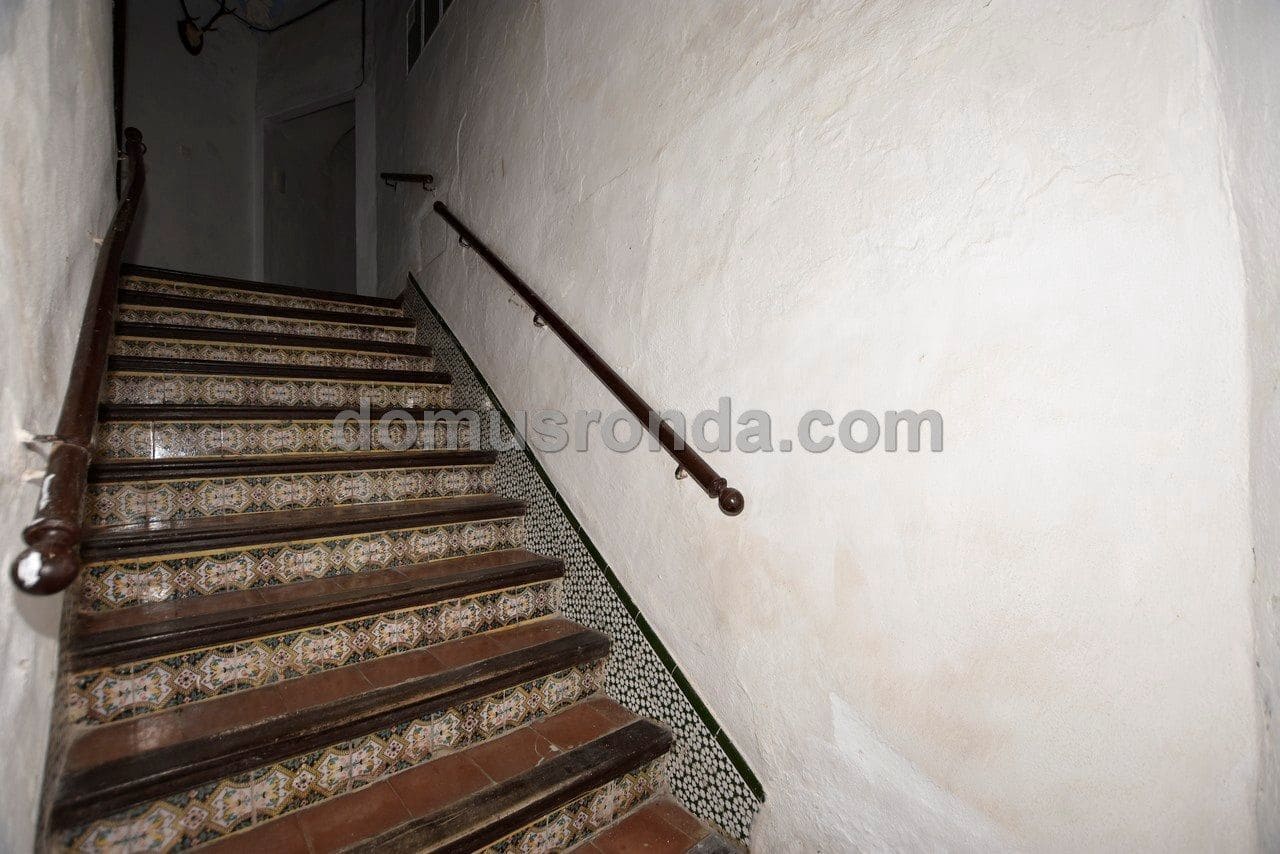 Chalet de 12 habitaciones en Ronda en venta - 870.000 € (Ref: 6466777)
