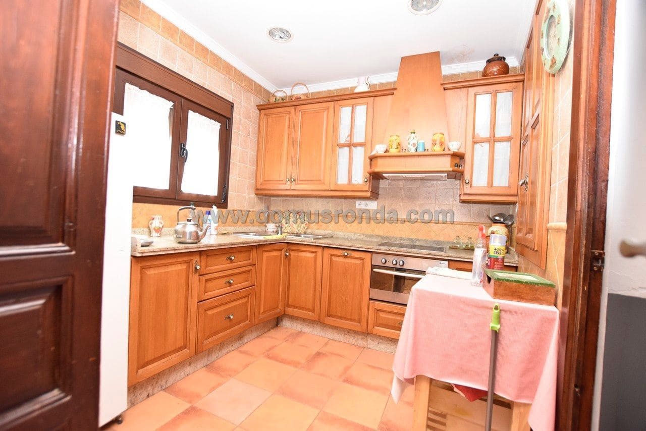 Restaurant/Bar til salg i Ronda - € 650.000 (Ref: 6466778)