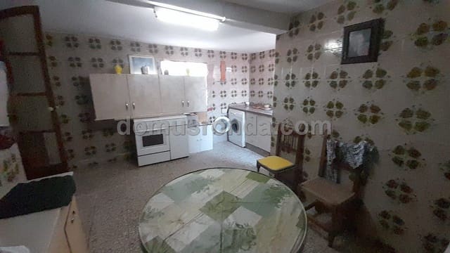 Chalet de 5 habitaciones en Ronda en venta - 210.000 € (Ref: 6658283)