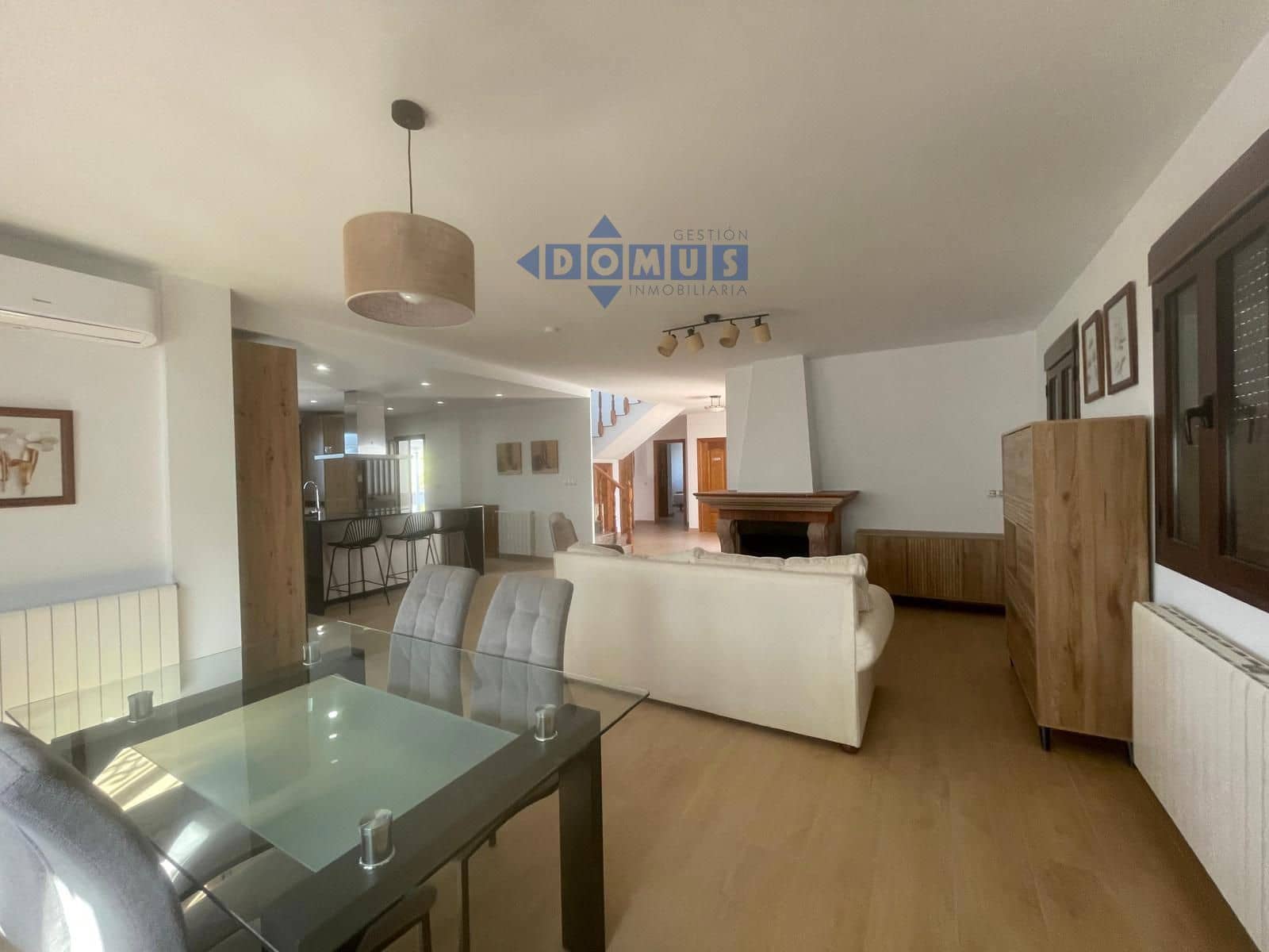 4 soveværelse Villa til leje i Arriate med swimmingpool garage - € 2.700 (Ref: 6761175)