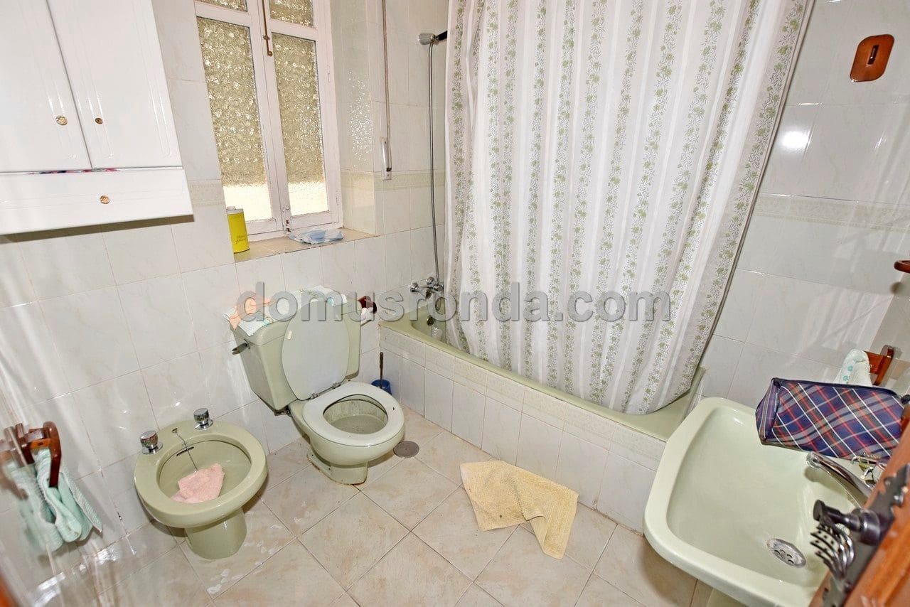 4 sovrum Villa till salu i Ronda med garage - 500 000 € (Ref: 6834356)
