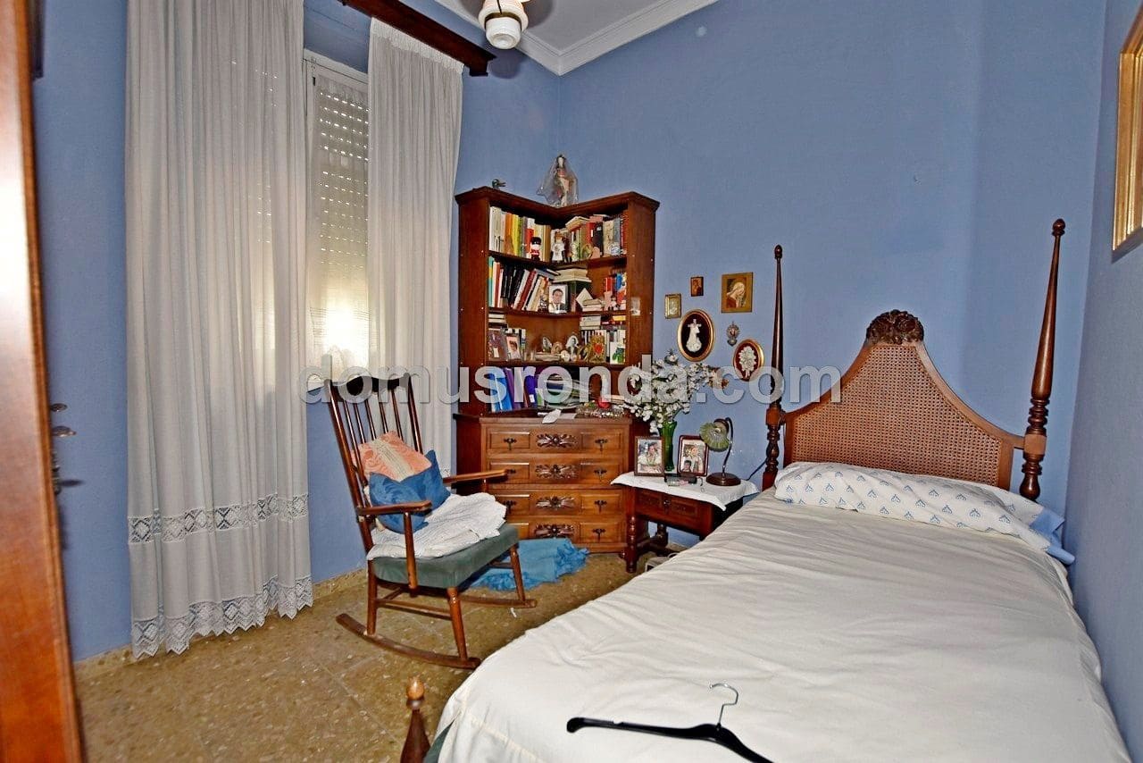 4 sovrum Villa till salu i Ronda med garage - 500 000 € (Ref: 6834356)