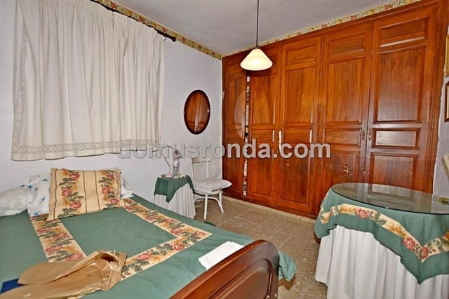 4 soverom Villa til salgs i Ronda med garasje - € 500 000 (Ref: 6834356)