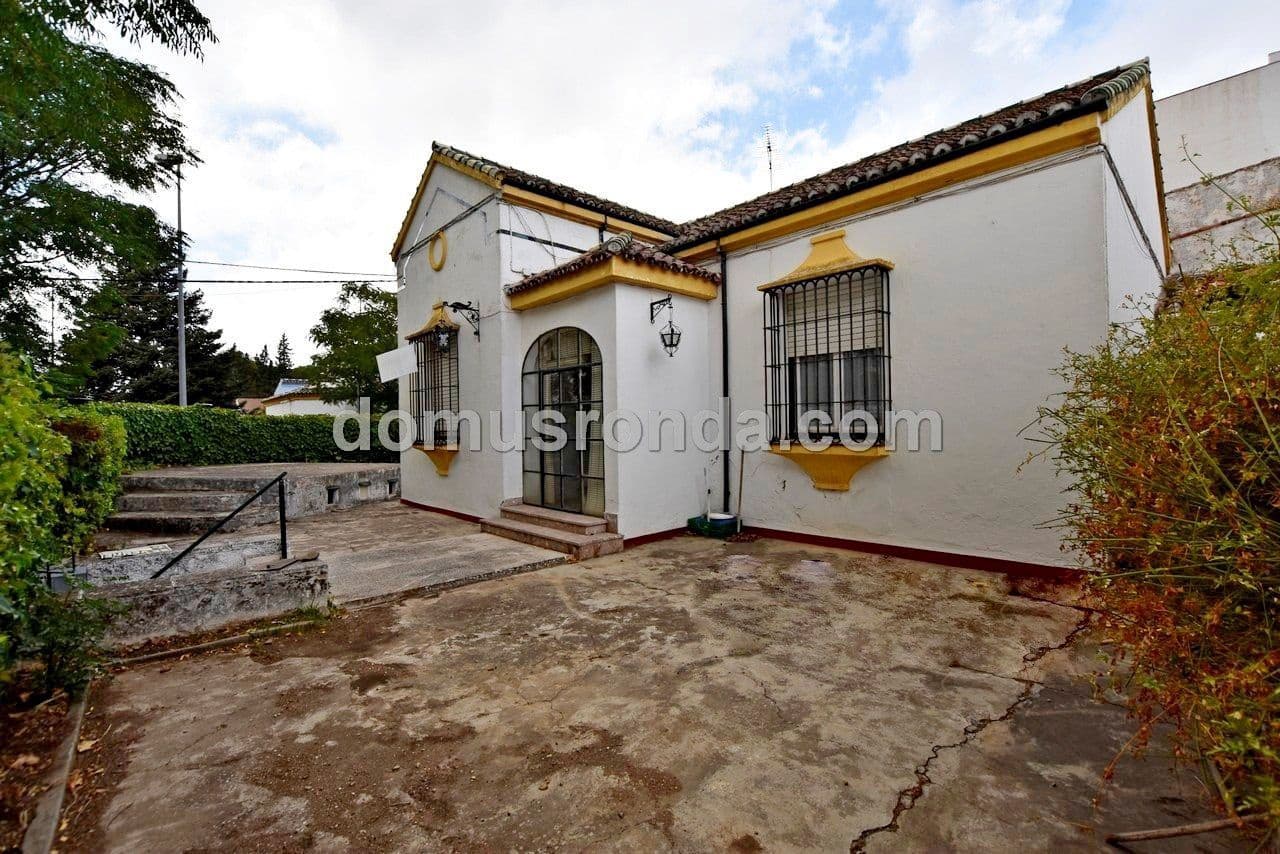 4 sovrum Villa till salu i Ronda med garage - 500 000 € (Ref: 6834356)