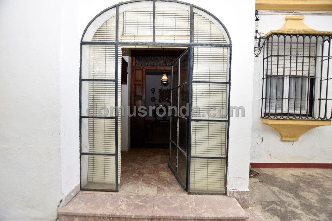 4 sovrum Villa till salu i Ronda med garage - 500 000 € (Ref: 6834356)