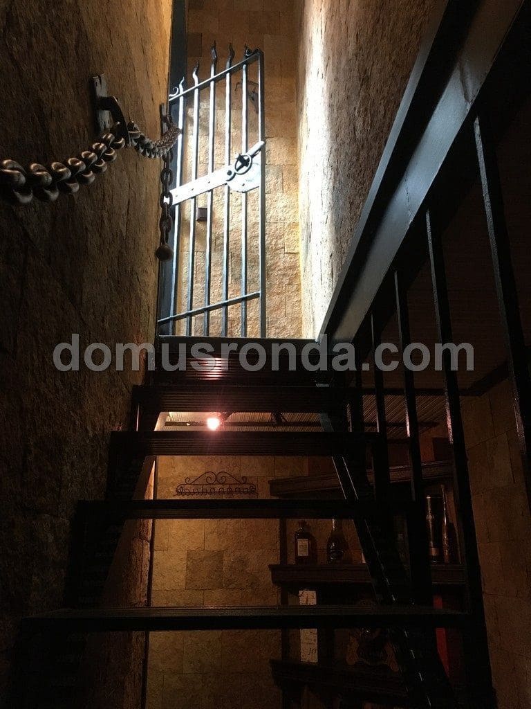 5 quarto Restaurante/Bar para venda em Ronda com garagem - 698 000 € (Ref: 6857178)