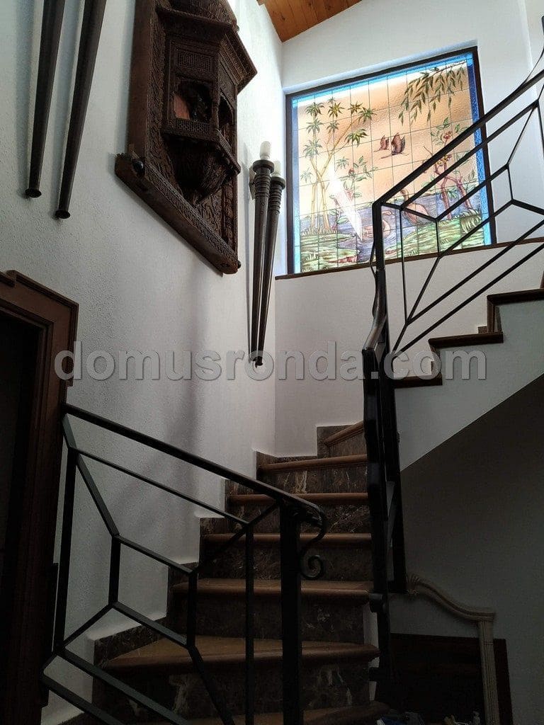5 quarto Restaurante/Bar para venda em Ronda com garagem - 698 000 € (Ref: 6857178)