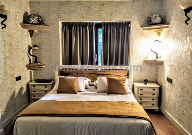 5 slaapkamer Restaurant/bar te koop in Ronda met garage - € 698.000 (Ref: 6857178)