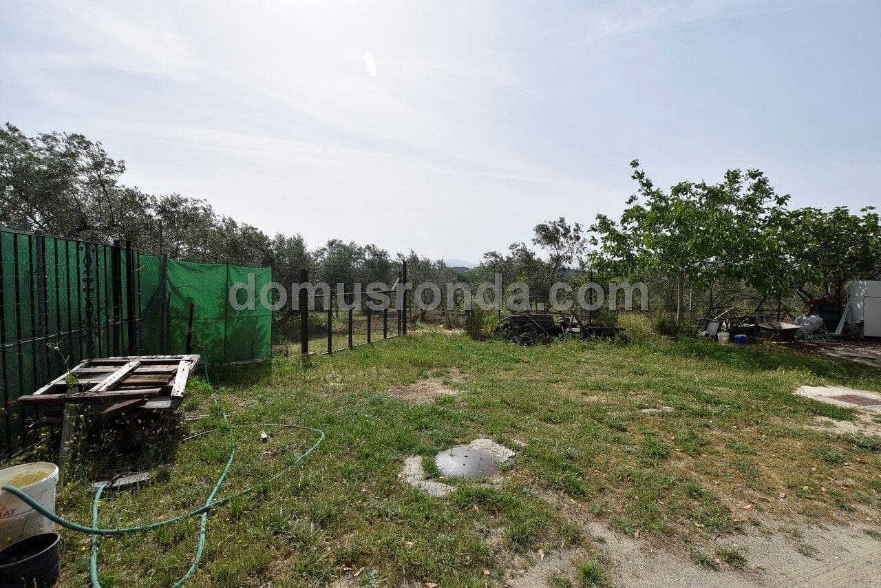 4 soveværelse Villa til salg i Ronda med swimmingpool - € 225.000 (Ref: 6859634)