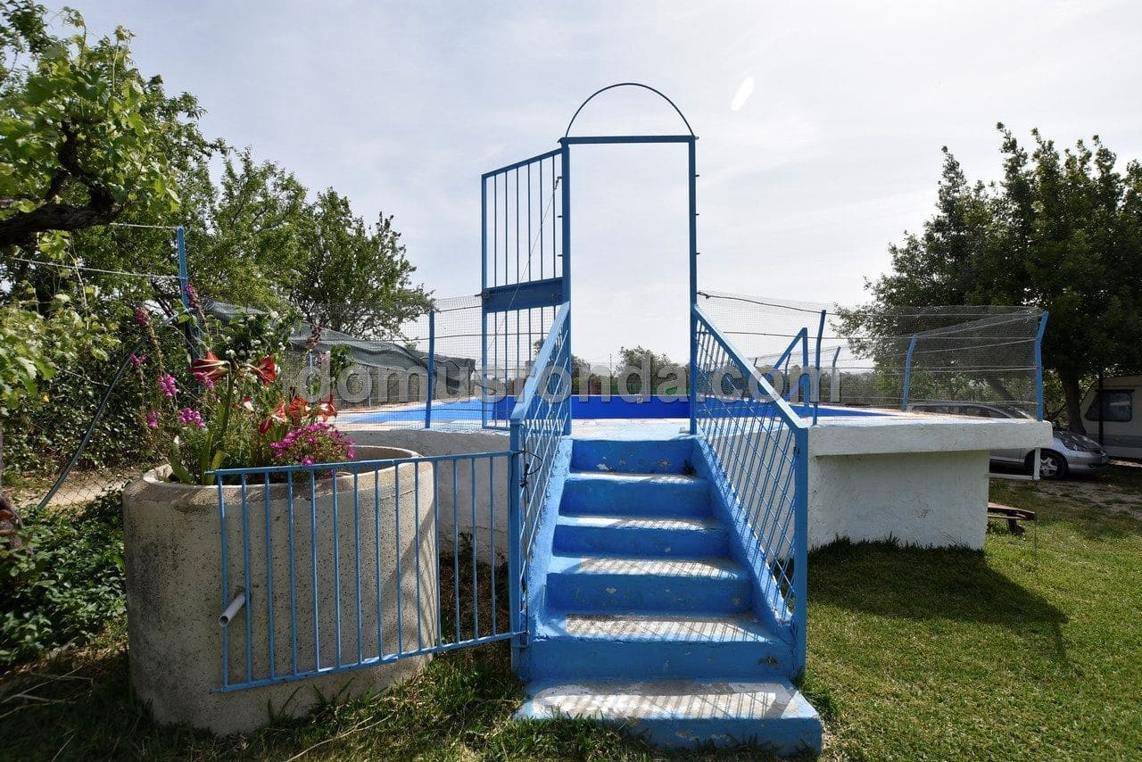 4 soveværelse Villa til salg i Ronda med swimmingpool - € 225.000 (Ref: 6859634)