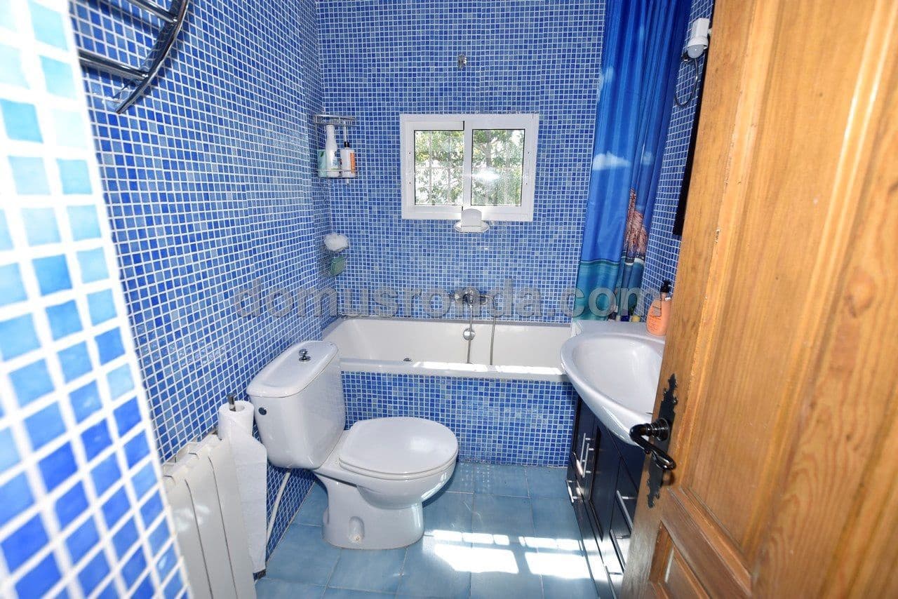 3 Zimmer Villa zu vermieten in Ronda mit Pool Garage - 1.200 € (Ref: 6876559)