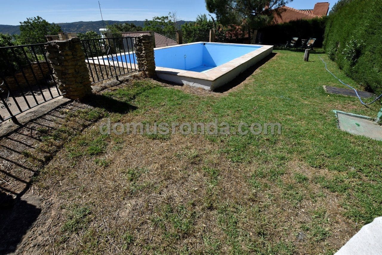3 Zimmer Villa zu vermieten in Ronda mit Pool Garage - 1.200 € (Ref: 6876559)