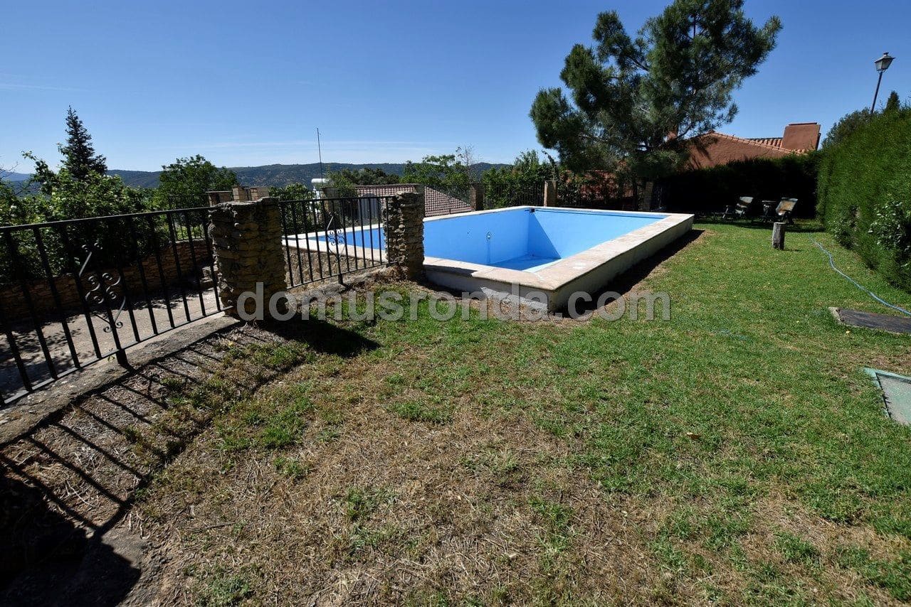 3 Zimmer Villa zu vermieten in Ronda mit Pool Garage - 1.200 € (Ref: 6876559)