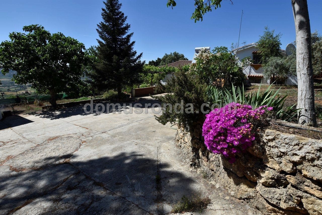 3 Zimmer Villa zu vermieten in Ronda mit Pool Garage - 1.200 € (Ref: 6876559)