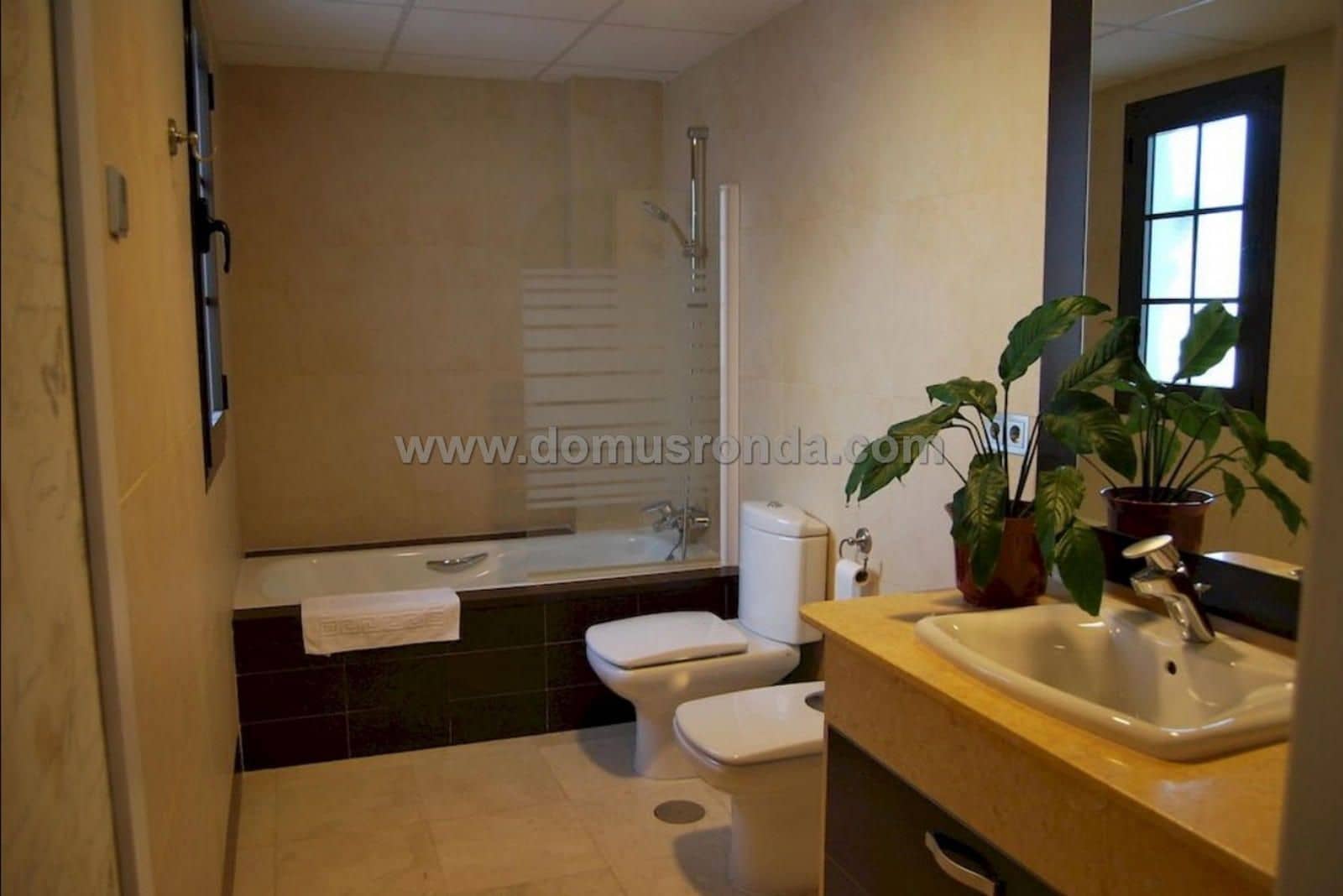 7 bedroom Villa for sale in Ronda with garage - € 760,000 (Ref: 6893249)