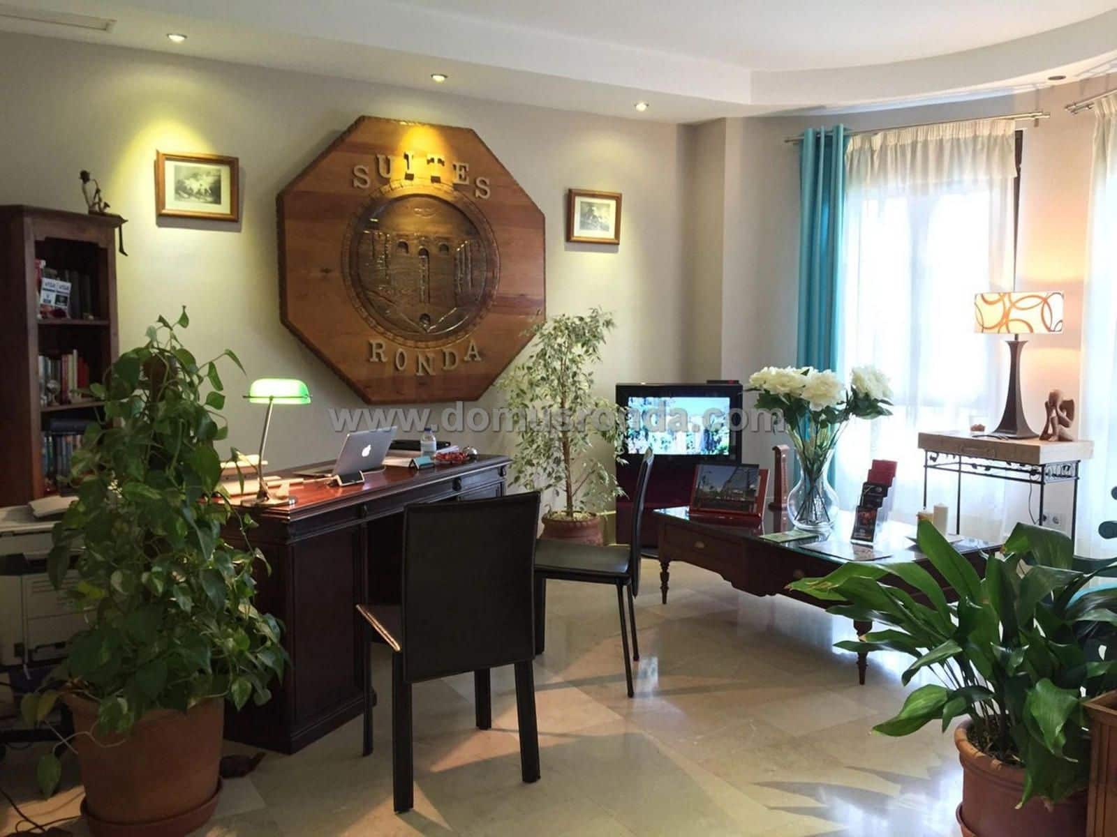 7 bedroom Villa for sale in Ronda with garage - € 760,000 (Ref: 6893249)