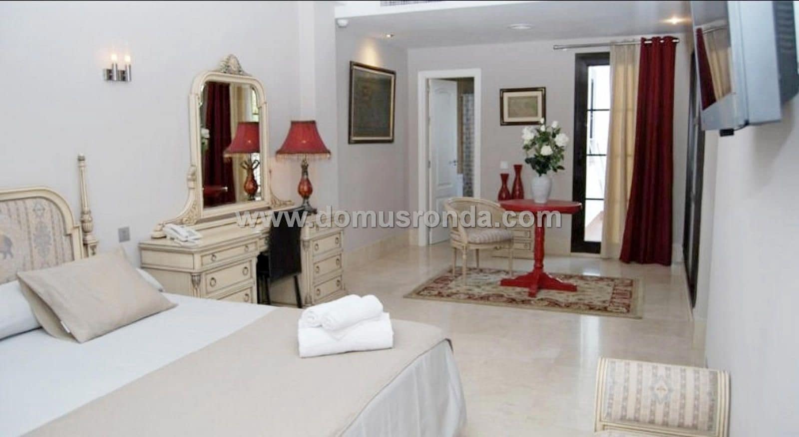 7 bedroom Villa for sale in Ronda with garage - € 760,000 (Ref: 6893249)