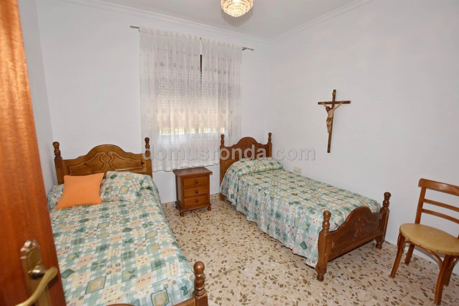 2 sovrum Villa till salu i Ronda med garage - 290 000 € (Ref: 6974063)