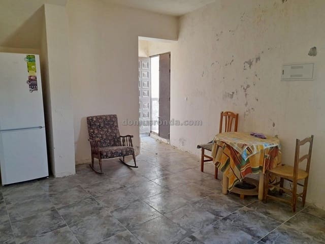 3 Zimmer Villa zu verkaufen in Cuevas del Becerro - 45.000 € (Ref: 6984424)