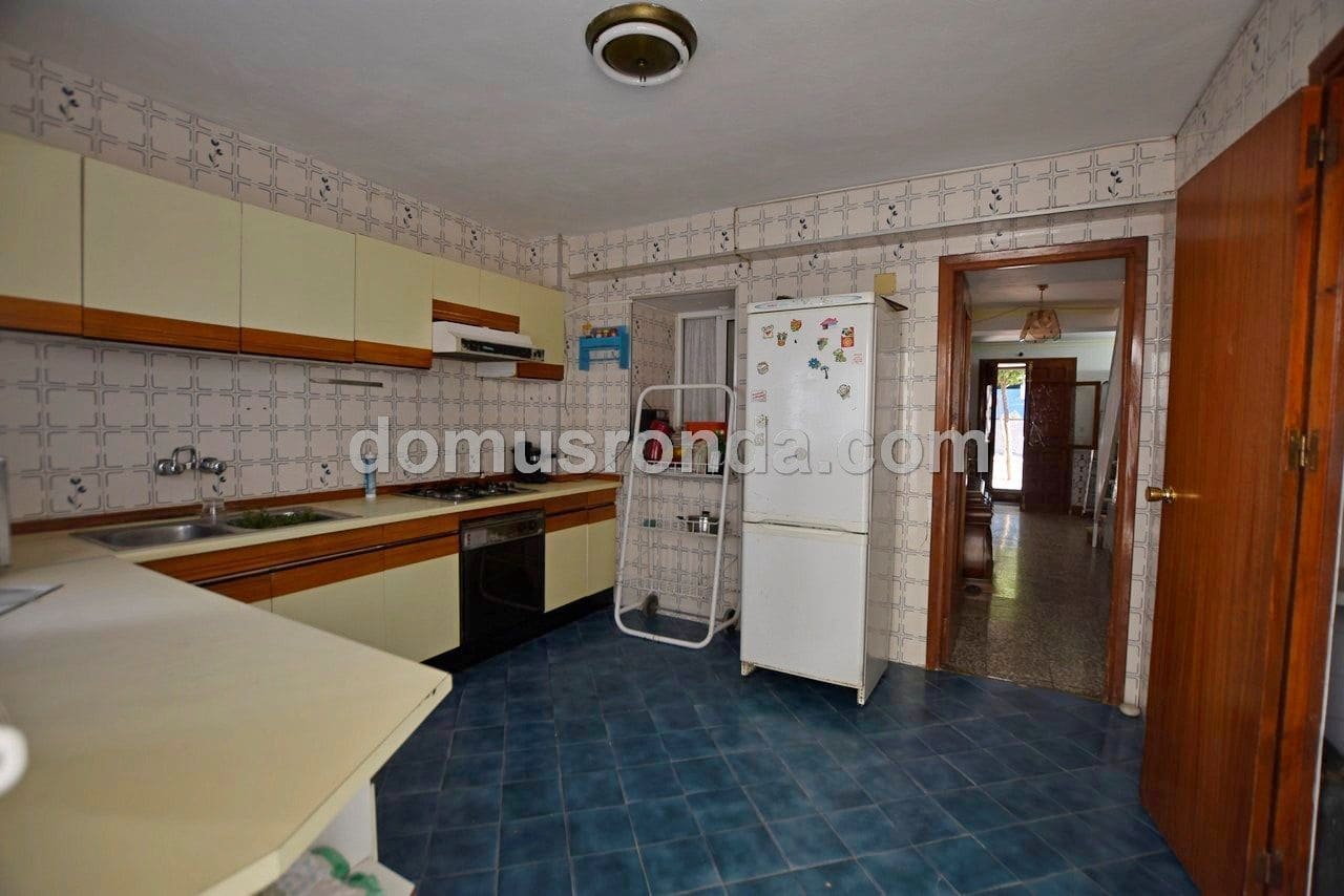 3 soveværelse Villa til salg i Ronda - € 120.000 (Ref: 7032604)