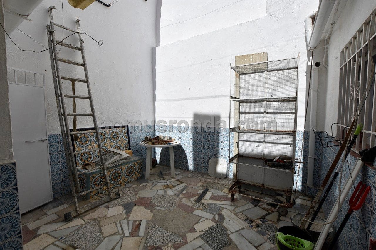 3 soveværelse Villa til salg i Ronda - € 120.000 (Ref: 7032604)