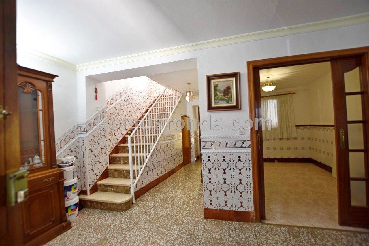 3 soveværelse Villa til salg i Ronda - € 120.000 (Ref: 7032604)