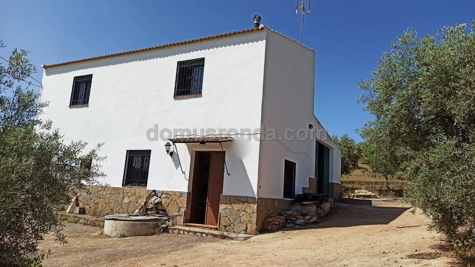 3 soveværelse Finca/Landehus til salg i Serrato med garage - € 225.000 (Ref: 7140568)