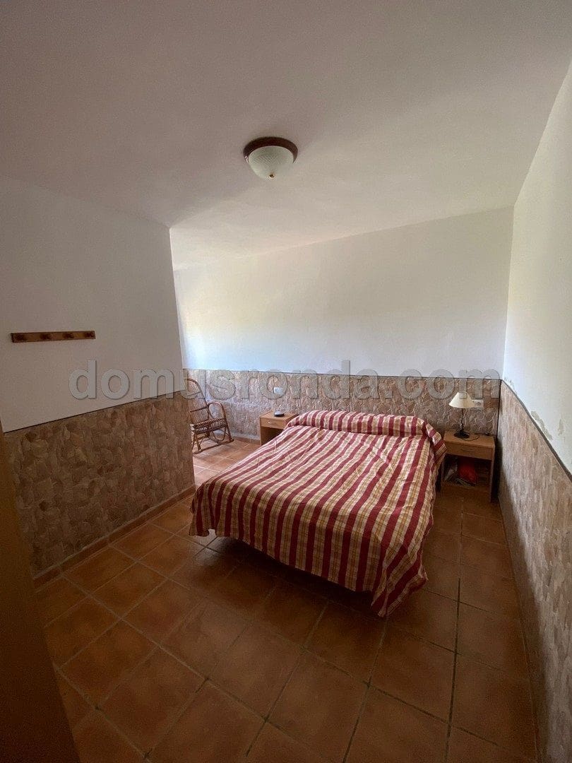 3 soveværelse Finca/Landehus til salg i Serrato med garage - € 225.000 (Ref: 7140568)