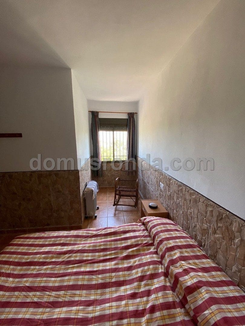 3 soveværelse Finca/Landehus til salg i Serrato med garage - € 225.000 (Ref: 7140568)