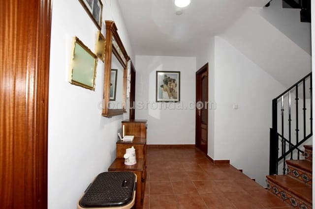 4 slaapkamer Villa te koop in Ronda - € 310.000 (Ref: 7197106)