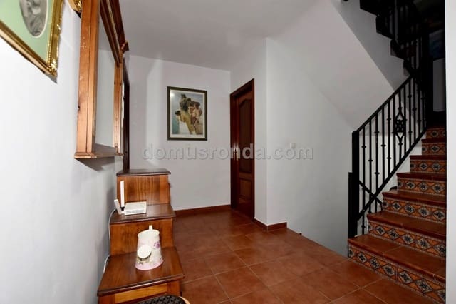 4 slaapkamer Villa te koop in Ronda - € 310.000 (Ref: 7197106)