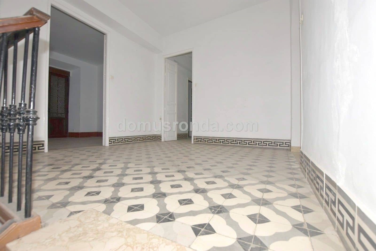 Chalet de 8 habitaciones en Ronda en venta con piscina - 600.000 € (Ref: 7402080)