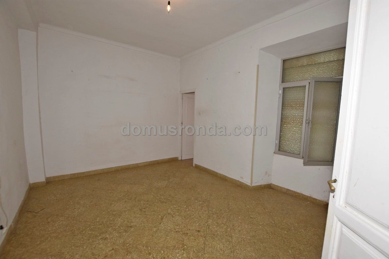 Chalet de 8 habitaciones en Ronda en venta con piscina - 600.000 € (Ref: 7402080)