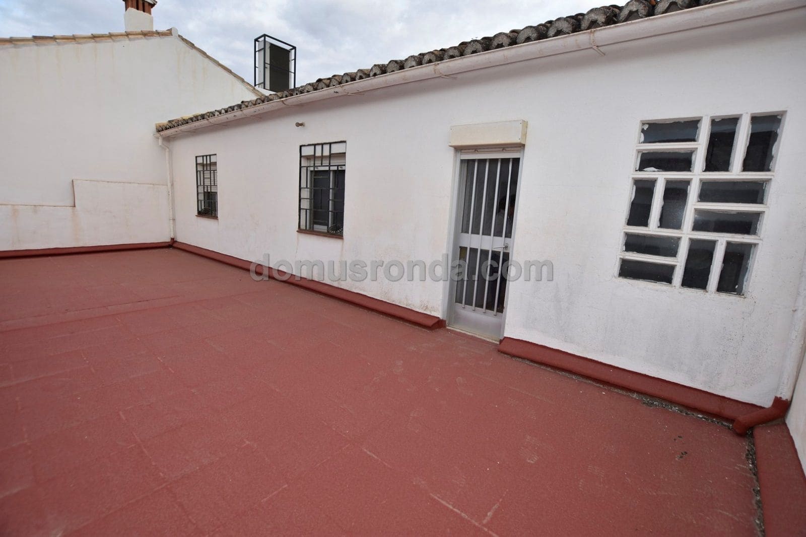 Chalet de 8 habitaciones en Ronda en venta con piscina - 600.000 € (Ref: 7402080)