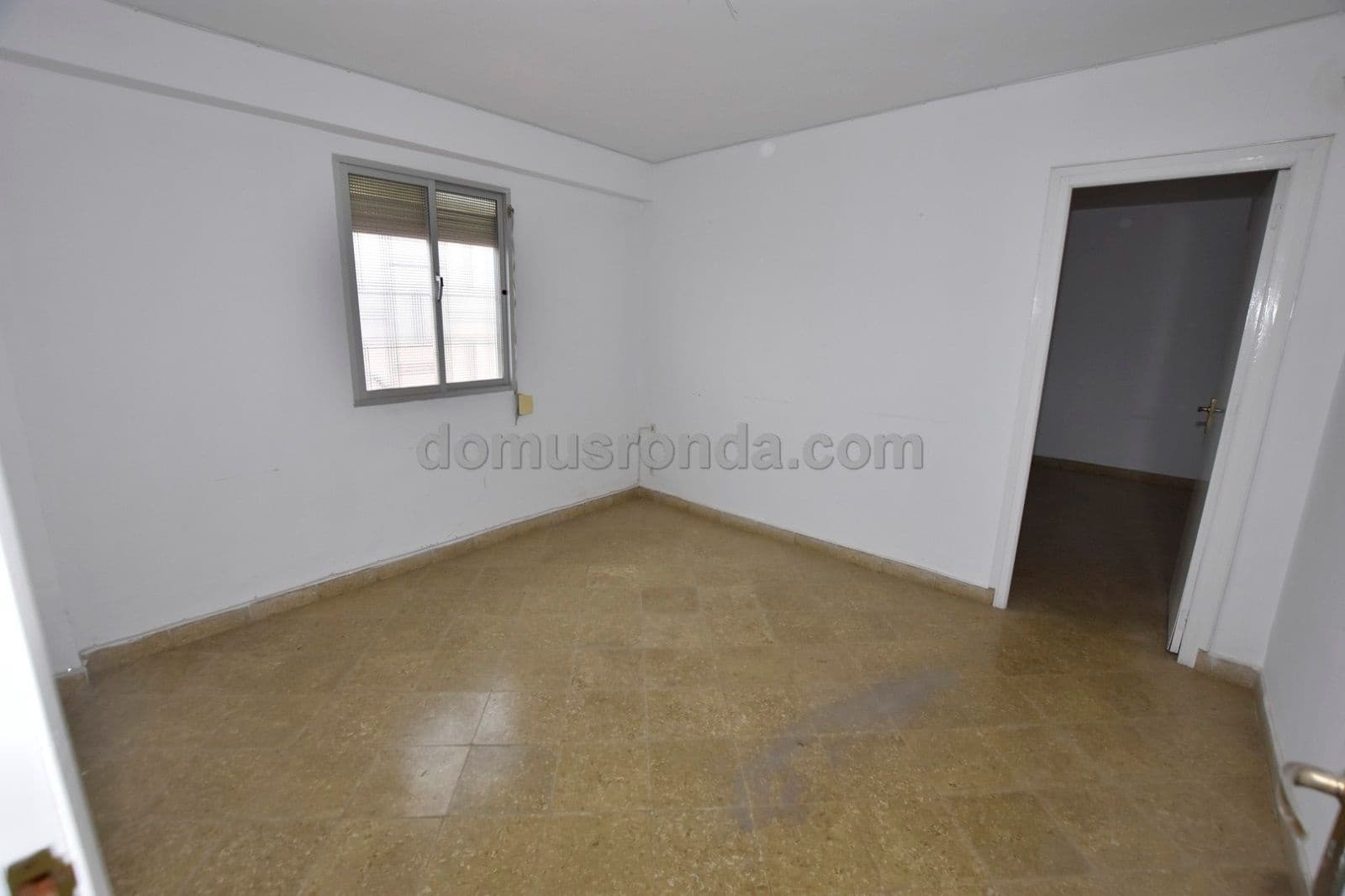 Chalet de 8 habitaciones en Ronda en venta con piscina - 600.000 € (Ref: 7402080)