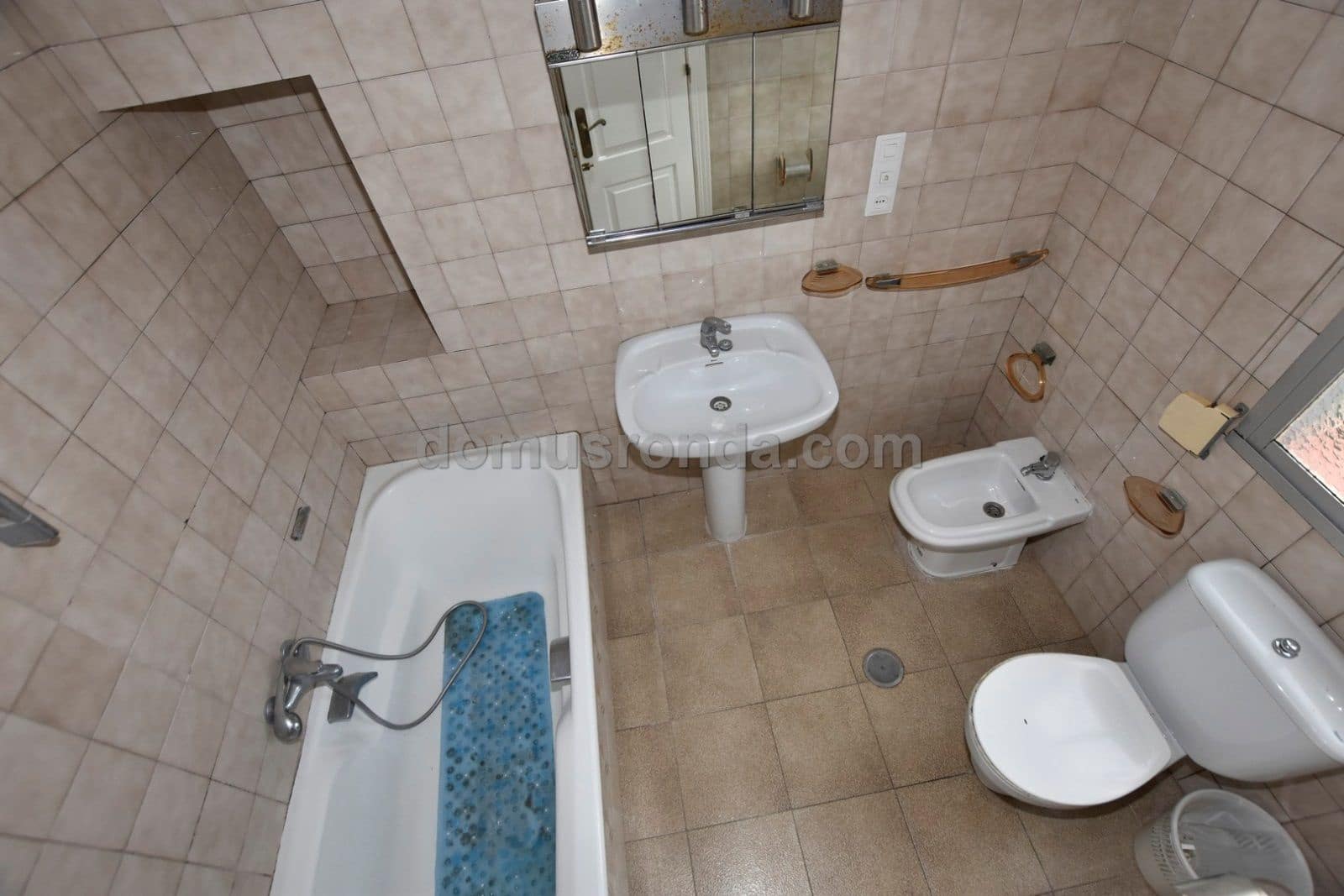 Chalet de 8 habitaciones en Ronda en venta con piscina - 600.000 € (Ref: 7402080)