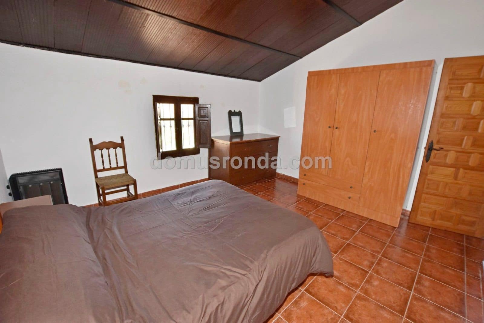 5 soverom Villa til salgs i Ronda med svømmebasseng garasje - € 325 000 (Ref: 7623026)