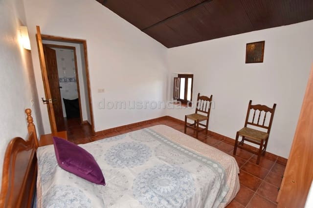 5 soverom Villa til salgs i Ronda med svømmebasseng garasje - € 325 000 (Ref: 7623026)