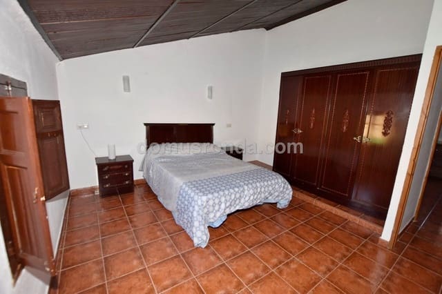 5 soverom Villa til salgs i Ronda med svømmebasseng garasje - € 325 000 (Ref: 7623026)