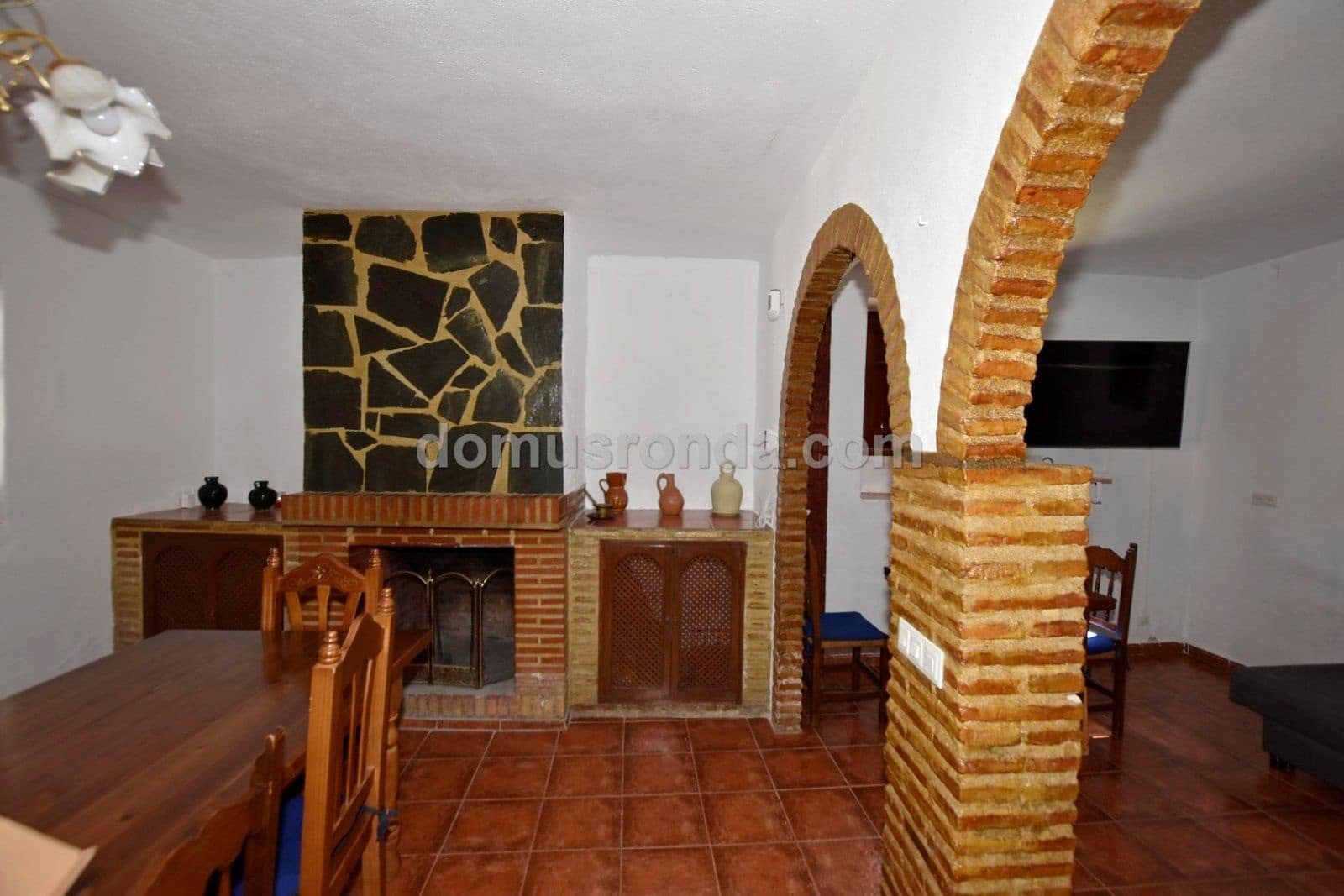 5 soverom Villa til salgs i Ronda med svømmebasseng garasje - € 325 000 (Ref: 7623026)