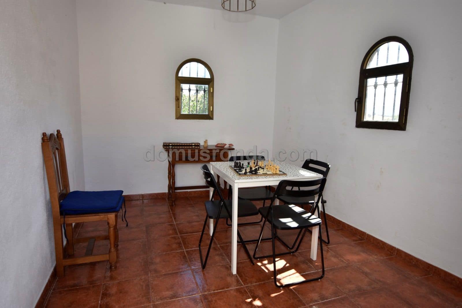 5 soverom Villa til salgs i Ronda med svømmebasseng garasje - € 325 000 (Ref: 7623026)