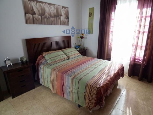 6 soverom Villa til salgs i Ronda med garasje - € 398 000 (Ref: 7742129)