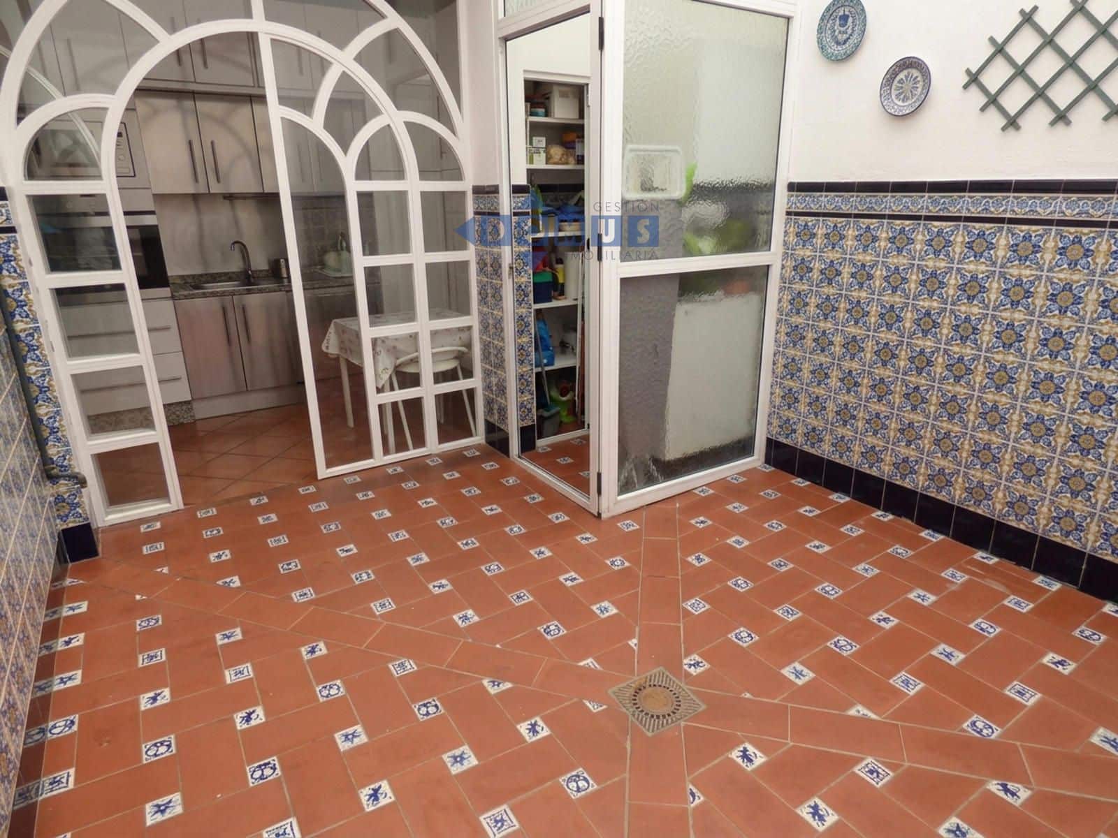 6 soverom Villa til salgs i Ronda med garasje - € 398 000 (Ref: 7742129)