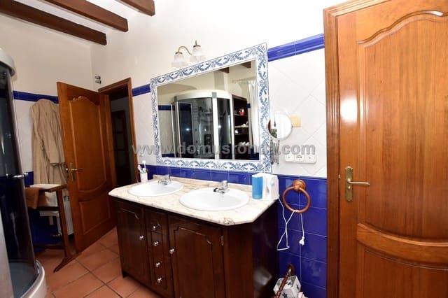 5 bedroom Villa for sale in Ronda with pool garage - € 900,000 (Ref: 7770517)