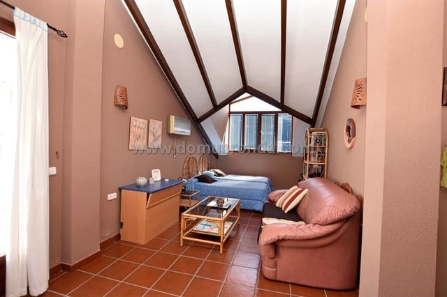 5 bedroom Villa for sale in Ronda with pool garage - € 900,000 (Ref: 7770517)